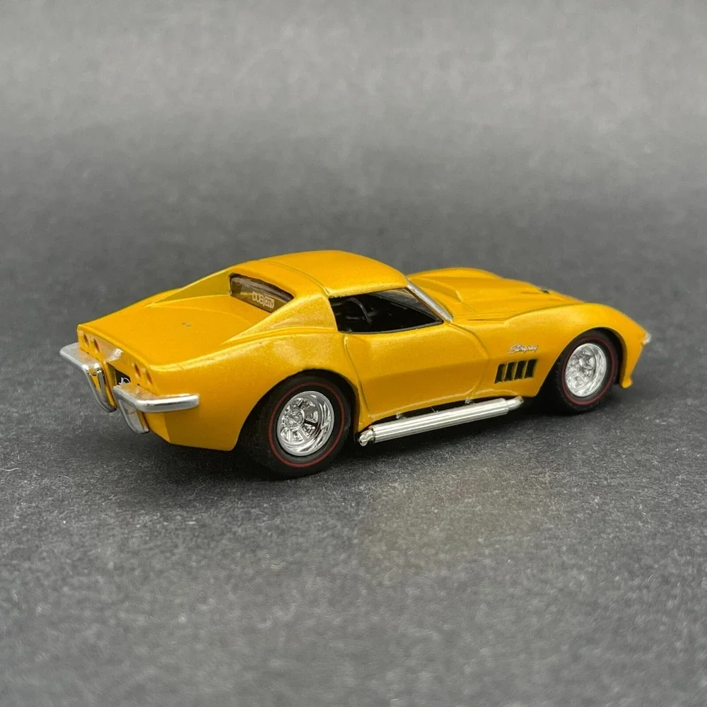Jada‎ Dub City 1969 '69 Chevrolet Chevy Corvette ZL-1 Car Yellow Diecast 1/64